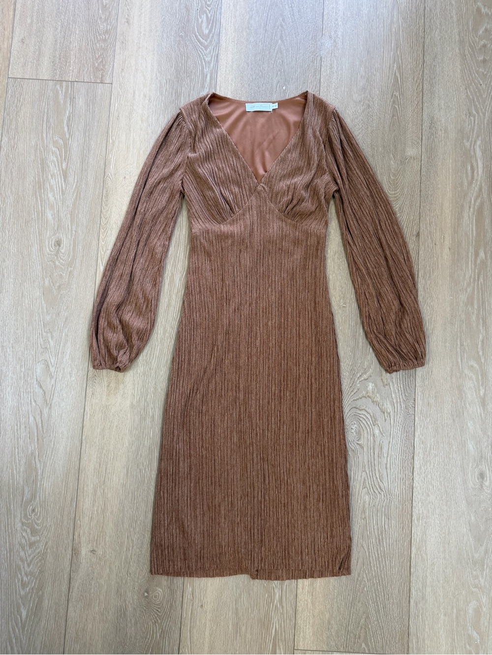 All in Favor Brown Ribbed V-Neck Long Sleeve Midi Dress